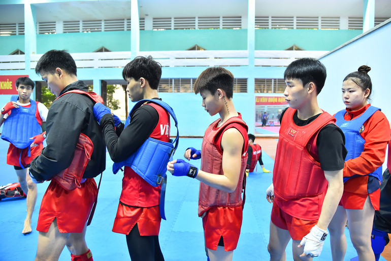 Trong số các vận động viên được triệu tập, có nhiều gương mặt đáng chú ý như: Nguyễn Thị Tuyết Mai (An Giang), Trần Võ Song Thương (Bình Định), Nguyễn Thị Thanh Tuyền (Bình Định), Ngô Đức Mạnh (Công an nhân dân), Huỳnh Văn Cường (Đà Nẵng), Đặng Văn Thắng (TP Hồ Chí Minh)… Trong số các vận động viên được triệu tập, có nhiều gương mặt đáng chú ý như: Nguyễn Thị Tuyết Mai (An Giang), Trần Võ Song Thương (Bình Định), Nguyễn Thị Thanh Tuyền (Bình Định), Ngô Đức Mạnh (Công an nhân dân), Huỳnh Văn Cường (Đà Nẵng), Đặng Văn Thắng (TP Hồ Chí Minh)…