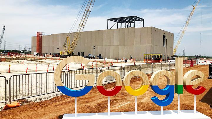 Một cơ sở lưu trữ dữ liệu của Google đang được xây dựng tại Mỹ. Ảnh: DALLAS NEWS