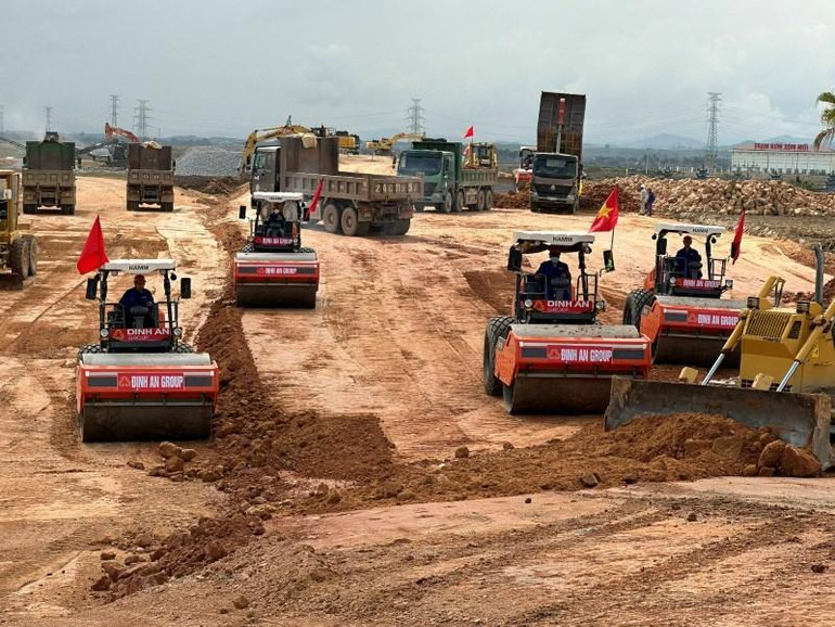 Các nhà thầu thi công dự án Nghi Sơn-Quốc lộ 45.