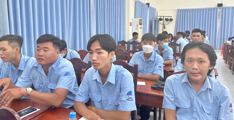 Nhiều học sinh, thanh niên tại địa phương chọn Trường cao đẳng Nghề Bạc Liêu học tập. (Ảnh: TRỌNG DUY)