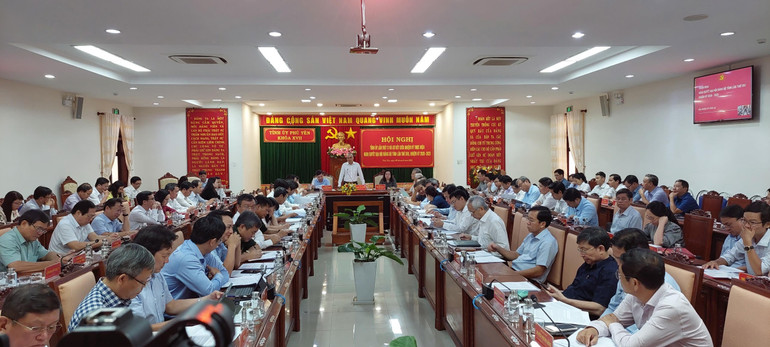 Quang cảnh Hội nghị sơ kết giữa nhiệm kỳ thực Nghị quyết Đại hội Đảng bộ tỉnh Phú Yên lần thứ 17 (nhiệm kỳ 2020-2025). Quang cảnh Hội nghị sơ kết giữa nhiệm kỳ thực Nghị quyết Đại hội Đảng bộ tỉnh Phú Yên lần thứ 17 (nhiệm kỳ 2020-2025).