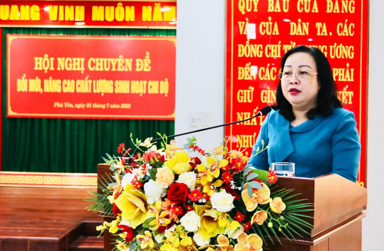 Đồng chí Cao Thị Hòa An, Phó Bí thư Thường trực Tỉnh ủy, Chủ tịch HĐND tỉnh Phú Yên phát biểu chỉ đạo tại Hội nghị.