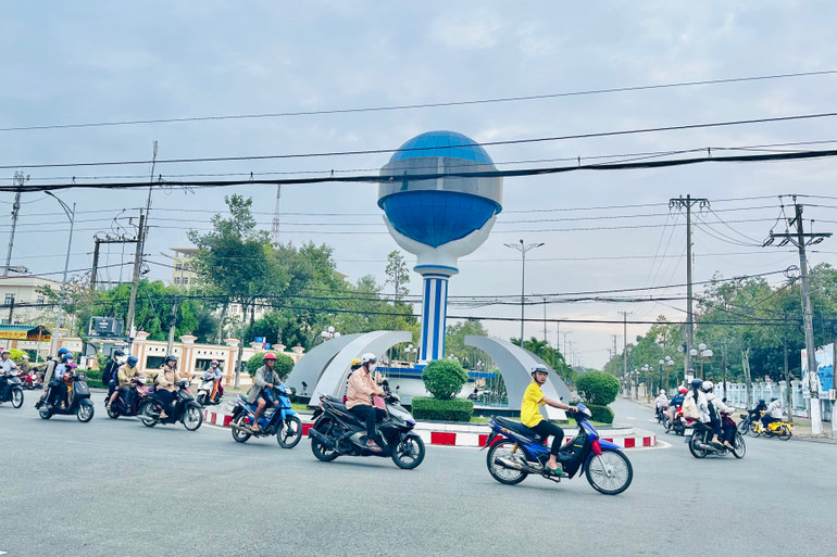 Đường phố Bạc Liêu những ngày giáp Tết Ất Tỵ 2205. (Ảnh: TRỌNG DUY)