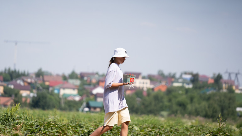 Các yếu tố chính giúp kinh tế Nga không sụp đổ là đóng góp của hai ngành nông nghiệp và xây dựng. (Ảnh: THANH THỂ)