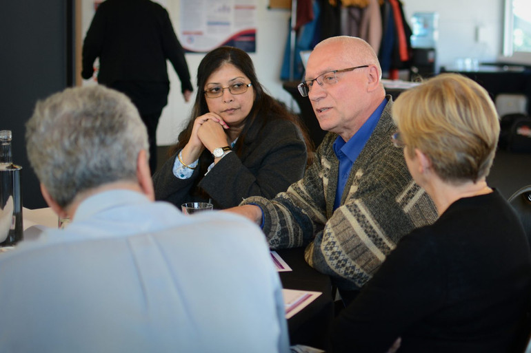 Giáo sư Valery Feigin (thứ hai từ phải sang) cho rằng lĩnh vực y học là ứng cử viên mạnh cho Giải thưởng VinFuture 2024. (Ảnh: Ageing Well National Science Challenge)