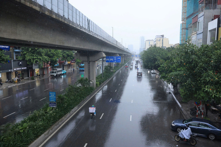 [Live] Bão số 3 di chuyển về phía Tây Bắc Bộ và suy yếu thành áp thấp nhiệt đới ảnh 105