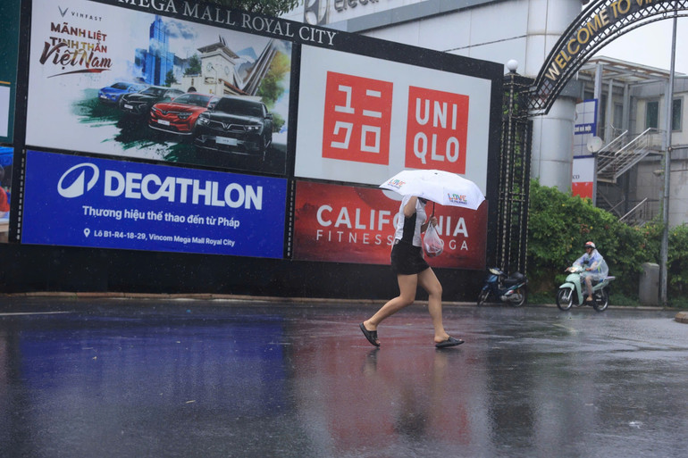 [Live] Bão số 3 di chuyển về phía Tây Bắc Bộ và suy yếu thành áp thấp nhiệt đới ảnh 101