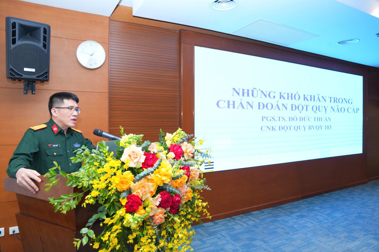 Phó Giáo sư, Tiến sĩ Đỗ Đức Thuần, Chủ nhiệm Khoa Đột quỵ, Bệnh viện Quân Y 103, chia sẻ chuyên môn.