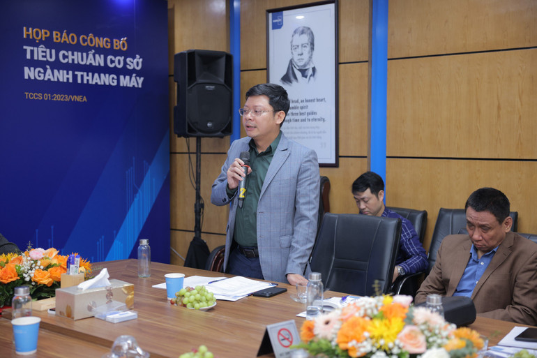 Ông Vũ Tiến Thành, Trưởng phòng Quy chuẩn kỹ thuật và Kiểm định kỹ thuật an toàn, Cục An toàn lao động, Bộ Lao động, Thương binh và Xã hội phát biểu.