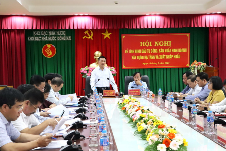 Quang cảnh buổi làm việc tại điểm cầu Đồng Nai. Quang cảnh buổi làm việc tại điểm cầu Đồng Nai.