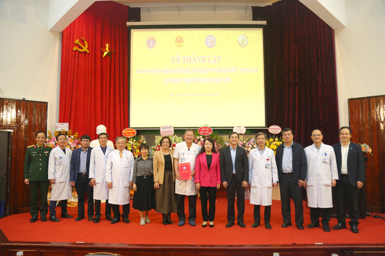 Thành lập Chi hội trưởng Chi hội Vận động hiến mô, bộ phận cơ thể người Việt Nam.