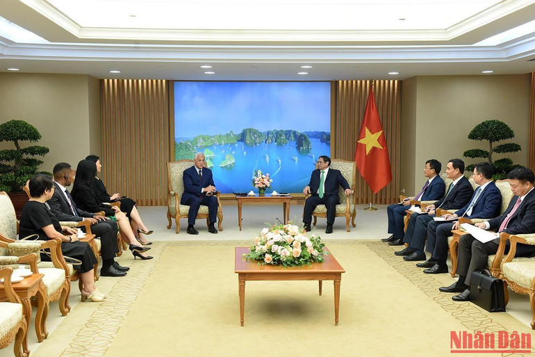 Toàn cảnh buổi tiếp.