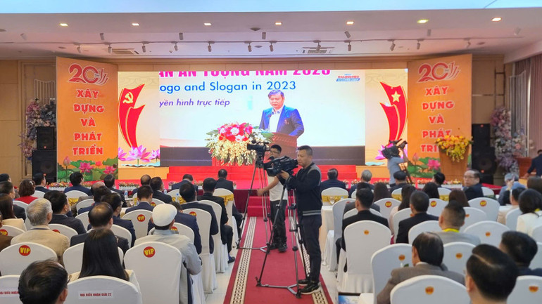 Quang cảnh chương trình kỷ niệm. Quang cảnh chương trình kỷ niệm.