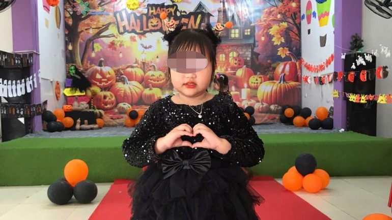 Bé Ánh Dương đã đi học lớp 1. Bé Ánh Dương đã đi học lớp 1.