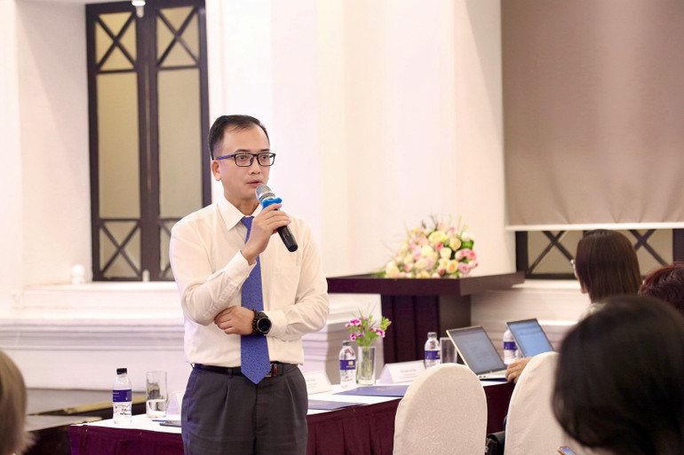 Ông Trịnh Quốc Vũ, Phó Vụ trưởng Vụ Tiết kiệm năng lượng và phát triển bền vững, Bộ Công thương chia sẻ tại tọa đàm.