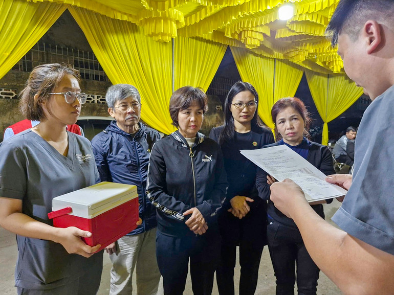 Bệnh viện Mắt Hà Nội 2 tiếp nhận giác mạc hiến.