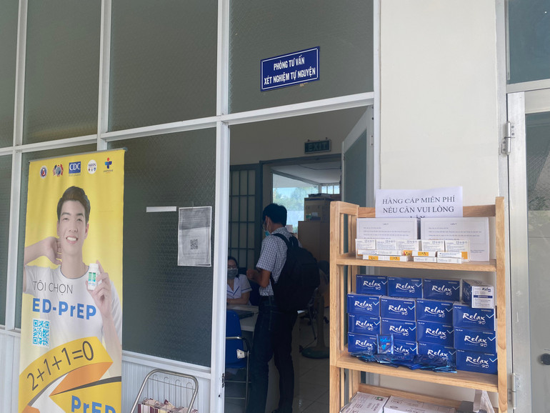 Giải pháp đáp ứng y tế công cộng với chùm ca nhiễm HIV là cách tiếp cận mới, đòi hỏi sự chủ động của địa phương. Giải pháp đáp ứng y tế công cộng với chùm ca nhiễm HIV là cách tiếp cận mới, đòi hỏi sự chủ động của địa phương.