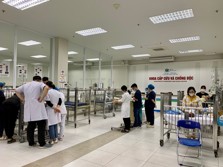 Công tác trực Tết 24/24 tại Bệnh viện Nhi Trung ương.