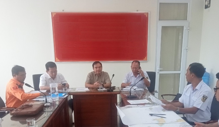 Sở Chỉ huy phía trước do Phó Cục trưởng Cục Hàng hải Việt Nam Nguyễn Hoàng trực tiếp chỉ đạo hoạt động tìm kiếm cứu nạn.