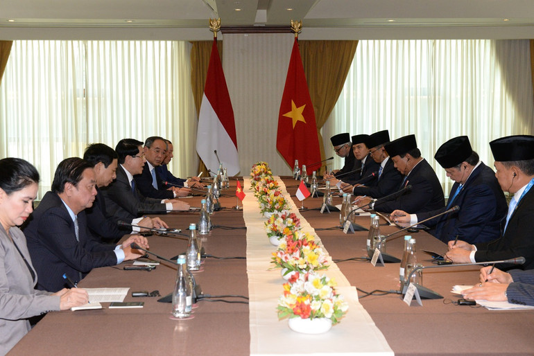Chủ tịch nước Lương Cường và Tổng thống Indonesia Prabowo Subianto nhất trí tiếp tục thúc đẩy đưa quan hệ hai nước lên tầm cao mới, hướng tới năm 2025.