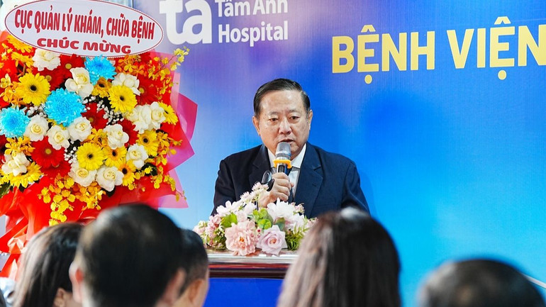 Phó Giáo sư, Tiến sĩ Trần Quang Bính, Giám đốc chuyên môn Bệnh viện đa khoa Tâm Anh Thành phố Hồ Chí Minh phát biểu.