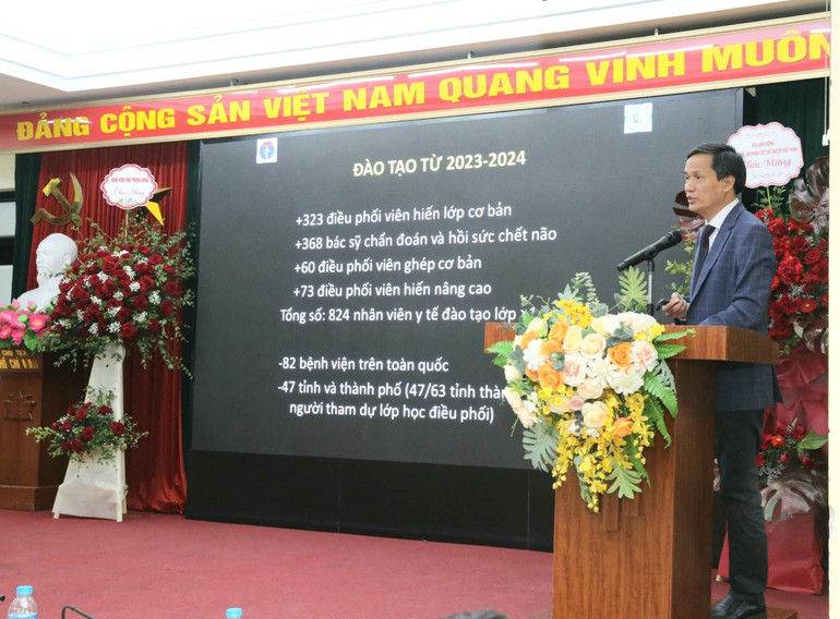 Phó Giáo sư, Tiến sĩ Đồng Văn Hệ, Giám đốc Trung tâm Điều phối ghép tạng quốc gia tổng kết công tác năm 2024.