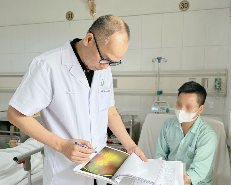 Đến nay, khả năng hồi phục thị lực của bệnh nhân gần như rất khó khăn.