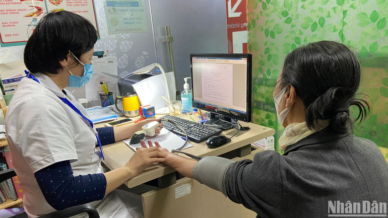 Bệnh nhân tới khám tại Bệnh viện Lão khoa Trung ương tăng 30%. Bệnh nhân tới khám tại Bệnh viện Lão khoa Trung ương tăng 30%.