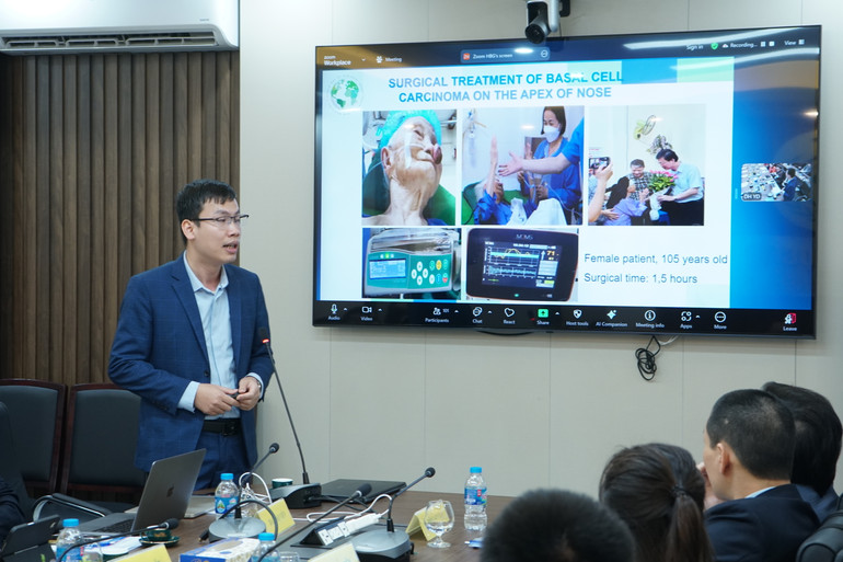 Nhiều bài báo khoa học được chia sẻ tại chương trình.