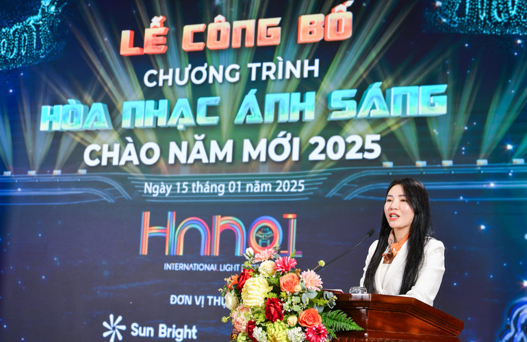 Bà Bùi Thị Lan Phương, Phó Chủ tịch UBND quận Tây Hồ. Bà Bùi Thị Lan Phương, Phó Chủ tịch UBND quận Tây Hồ.