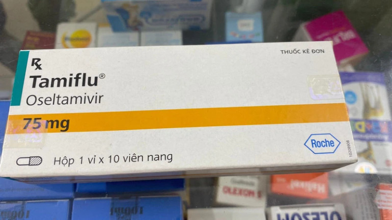 Bác sĩ khuyến cáo thận trọng khi tự sử dụng thuốc cúm tại nhà.