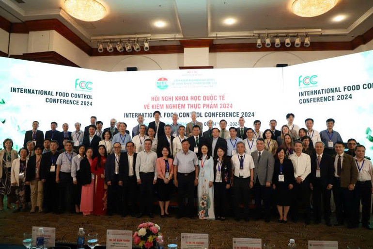 Các đại biểu trong nước và quốc tế tham dự hội nghị. Các đại biểu trong nước và quốc tế tham dự hội nghị.