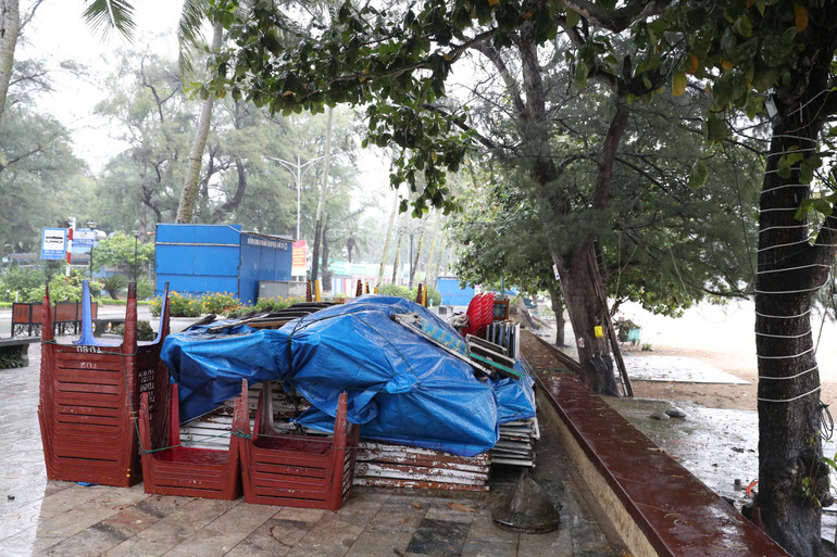 [Live] Bão số 3 di chuyển về phía Tây Bắc Bộ và suy yếu thành áp thấp nhiệt đới ảnh 62