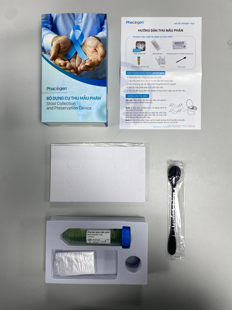 Bộ dụng cụ thu mẫu phân dùng cho xét nghiệm ung thư đại trực tràng từ Viện Công nghệ Phacogen.