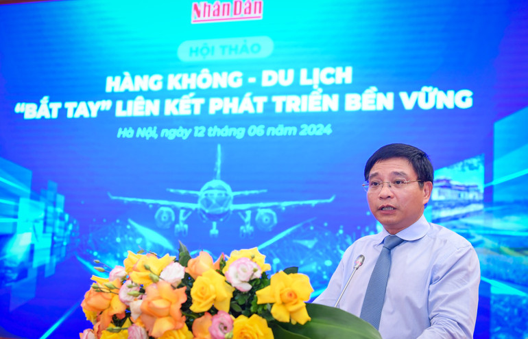 Đồng chí Nguyễn Văn Thắng, Ủy viên Trung ương Đảng, Bộ trưởng Giao thông vận tải phát biểu tại hội thảo.