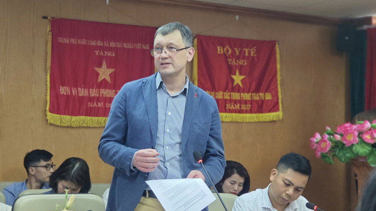 Ông Raman Hailevich, Giám đốc Quốc gia UNAIDS Việt Nam chia sẻ về hoạt động hỗ trợ Việt Nam trong công tác phòng, chống HIV/AIDS.