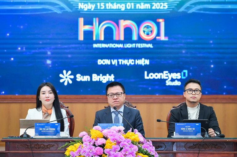 Ban Tổ chức cung cấp thông tin cho báo chí về chương trình. Ban Tổ chức cung cấp thông tin cho báo chí về chương trình.