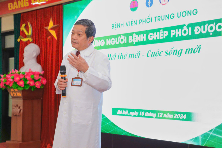 Tiến sĩ, bác sĩ cao cấp Đinh Văn Lượng, Giám đốc Bệnh viện Phổi Trung ương chia sẻ về ca ghép phổi "cân não".