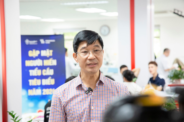 Tiến sĩ Trần Ngọc Quế, Giám đốc Trung tâm Máu quốc gia, Viện Huyết học-Truyền máu Trung ương.