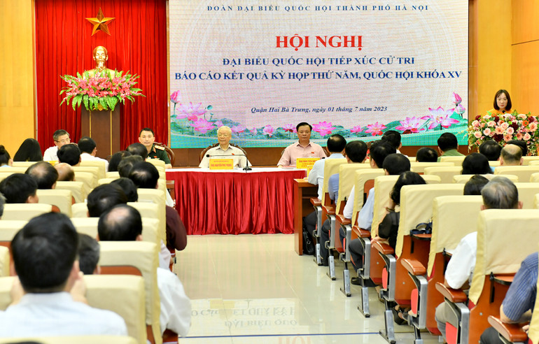 Tổng Bí thư Nguyễn Phú Trọng và các đại biểu Quốc hội dự hội nghị tiếp xúc cử tri thành phố Hà Nội sau Kỳ họp thứ 5, Quốc hội khóa XV. (Ảnh: ĐĂNG KHOA) Tổng Bí thư Nguyễn Phú Trọng và các đại biểu Quốc hội dự hội nghị tiếp xúc cử tri thành phố Hà Nội sau Kỳ họp thứ 5, Quốc hội khóa XV. (Ảnh: ĐĂNG KHOA)