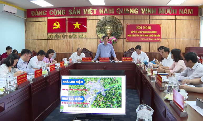 Quang cảnh Đoàn công tác Ban Tuyên giáo Trung ương làm việc tại Long An.