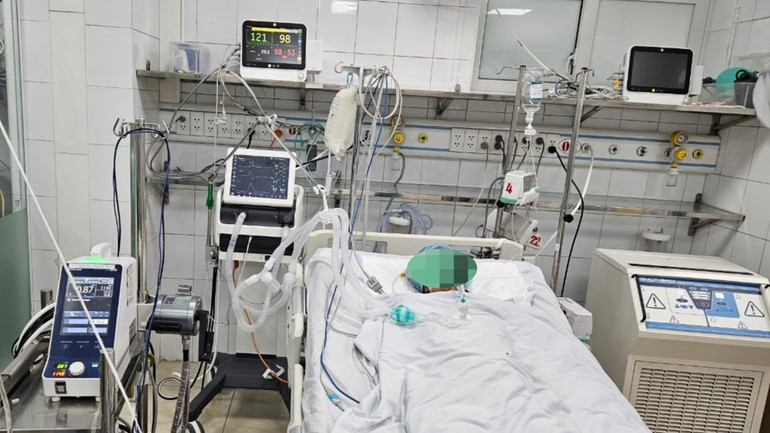 Bệnh nhân có gần 1 tháng được hồi sức tích cực.
