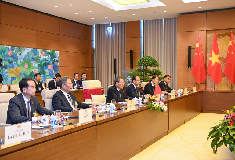 Thủ tướng Trung Quốc Lý Cường phát biểu tại buổi hội kiến. (Ảnh: DUY LINH)