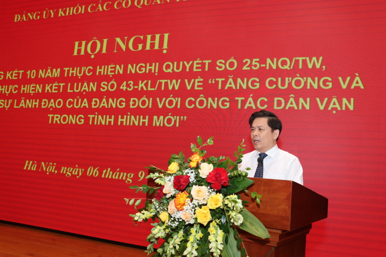 Đồng chí Nguyễn Văn Thể, Ủy viên Trung ương Đảng, Bí thư Đảng ủy Khối các cơ quan Trung ương kết luận hội nghị.