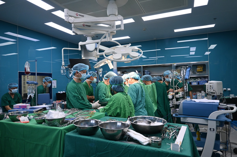 Bệnh viện liên tiếp triển khai 2 ca ghép phổi trong tuần. Bệnh viện liên tiếp triển khai 2 ca ghép phổi trong tuần.