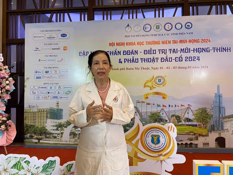 Bác sĩ chuyên khoa II Lâm Hoàng Yến, Khoa Tai mũi họng, Bệnh viện 115.