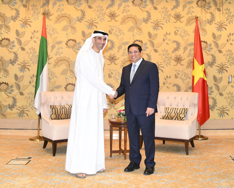 Thủ tướng Phạm Minh Chính và Quốc vụ khanh UAE.