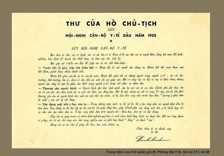 Ngày 26/2/2018, Bộ Y tế tổ chức Lễ tiếp nhận bản sao Thư của Chủ tịch Hồ Chí Minh gửi Hội nghị Cán bộ y tế đầu năm 1955. (Ảnh: Tư liệu)