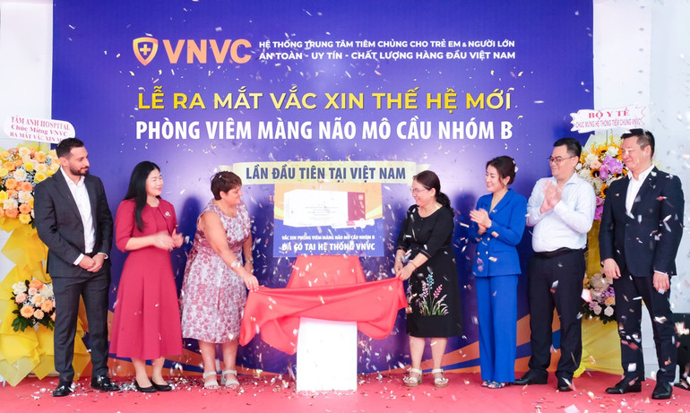 Hệ thống trung tâm tiêm chủng VNVC cùng Tập đoàn dược phẩm GSK (Anh) chính thức ra mắt và triển khai tiêm vaccine thế hệ mới.