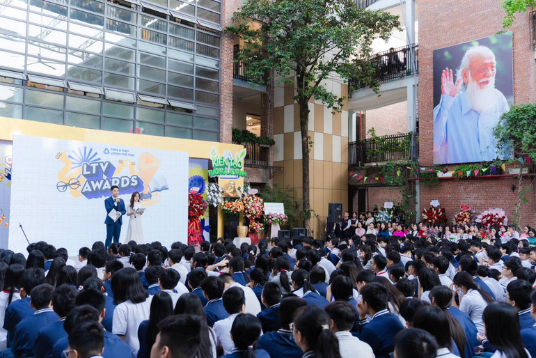 Hoạt động chào mừng Nhà giáo Việt Nam 20/11 tại trường THCS và THPT Lương Thế Vinh, cơ sở Tân Triều